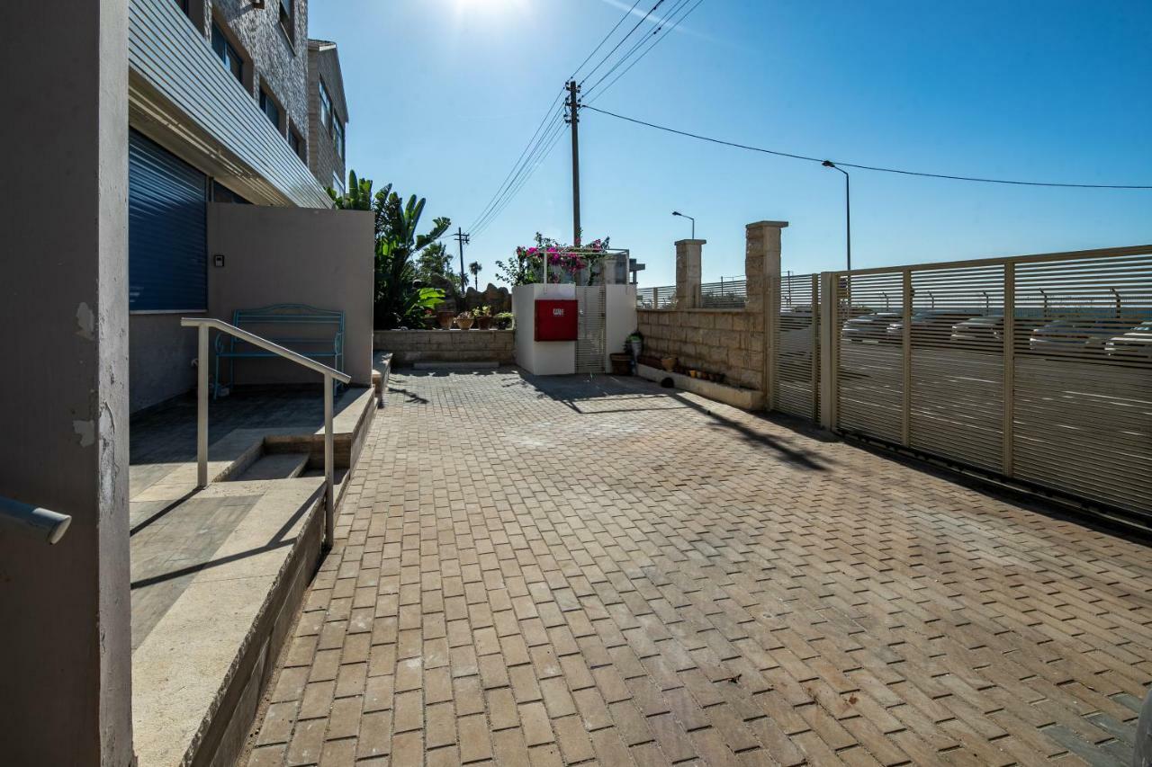 Port City Haifa - Bat Galim Oceanfront Luxury מראה חיצוני תמונה