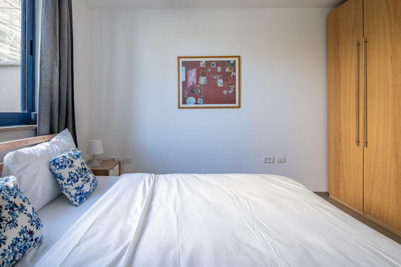 Port City Haifa - Bat Galim Oceanfront Luxury מראה חיצוני תמונה